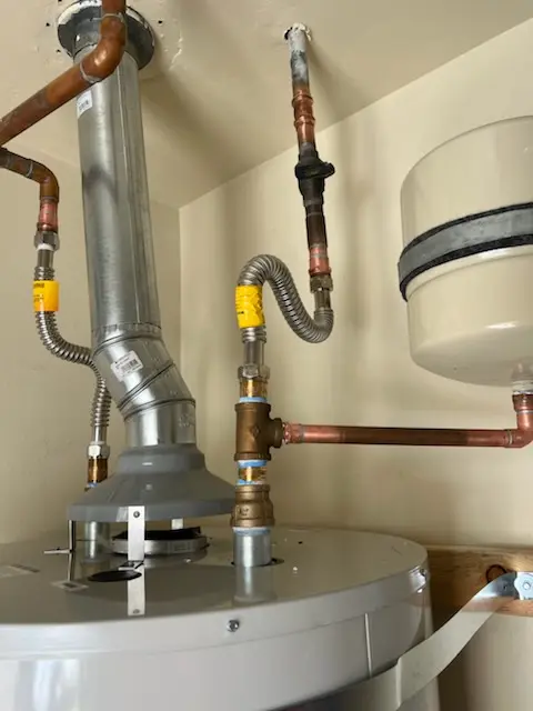 Water heater installation and plumbing repair in Jago